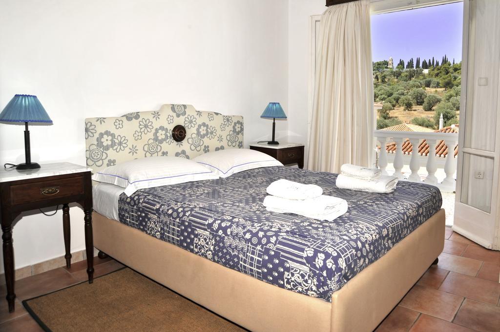 Villa Martha Spétses Habitación foto